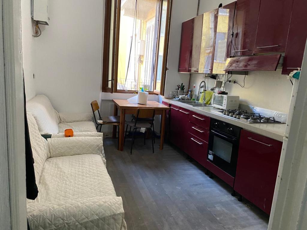 Nice And Quiet Accommodation In The City Center Milano Exteriör bild